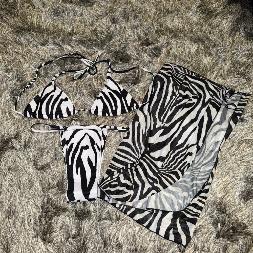 MATTE Collection Zebra Print Bikini Set - Picture 6 of 7